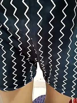 Snapshot of Small_Titss chatting on 10.26.25 Small Titss online show from 10.26.25