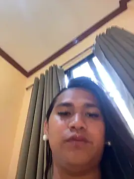 Snapshot of ScarletMoore chatting on 10.29.25 ScarletMoore online show from 10.29.25