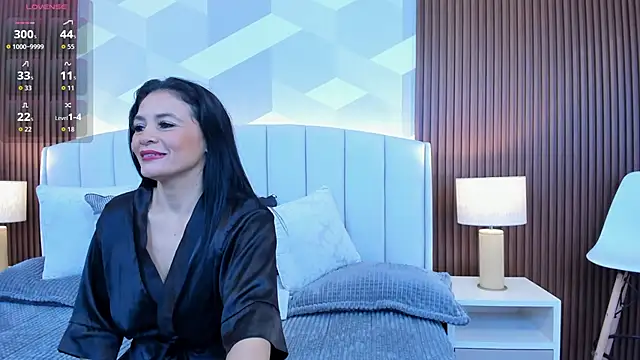 Mommy Naughty online show from 10.06.25