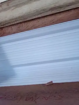 Snapshot of burbuja02 chatting on 10.23.25 burbuja02 online show from 10.23.25