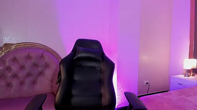 EmmaStonns online show from 10.02.25