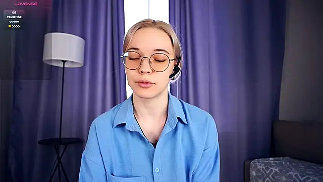 EdaKirkIin online show from 10.03.25