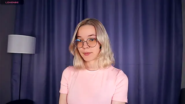 EdaKirkIin online show from 11.03.25