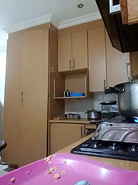 DarkQueen 94 online show from 11.28.25