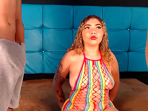 Snapshot of Mara_LatinGirl chatting on 03.03.26 Mara LatinGirl online show from 03.03.26