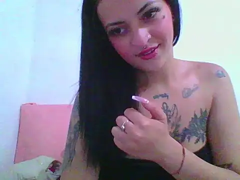 Snapshot of lexxie_emma chatting on 09.08.25 lexxie emma online show from 09.08.25