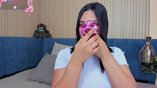 angel ponce online show from 12.22.25