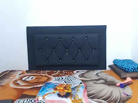 natashat lorent online show from 11.24.25