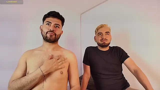 Snapshot of 404_Not_Found4 chatting on 09.19.25 404 Not Found4 online show from 09.19.25