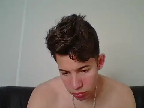 Snapshot of Maxtaylor18 chatting on 11.04.25 Maxtaylor18 online show from 11.04.25