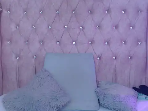 Snapshot of Jessica_Carter_01 chatting on 04.22.26 Jessica Carter 01 online show from 04.22.26