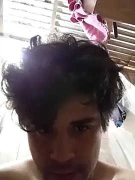 Snapshot of mizae chatting on 09.14.25 mizae online show from 09.14.25