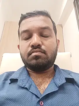 Snapshot of VJ17 chatting on 09.12.25 VJ17 online show from 09.12.25