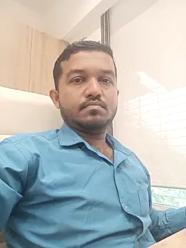 Snapshot of VJ17 chatting on 09.17.25 VJ17 online show from 09.17.25