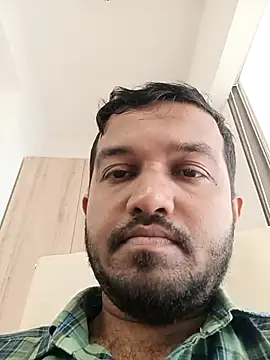 Snapshot of VJ17 chatting on 10.24.25 VJ17 online show from 10.24.25