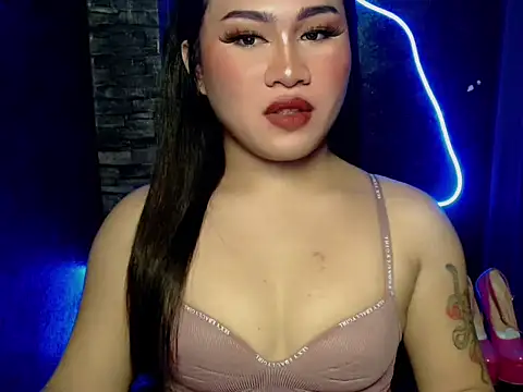 Snapshot of pretty_lassy chatting on 10.14.25 pretty lassy online show from 10.14.25