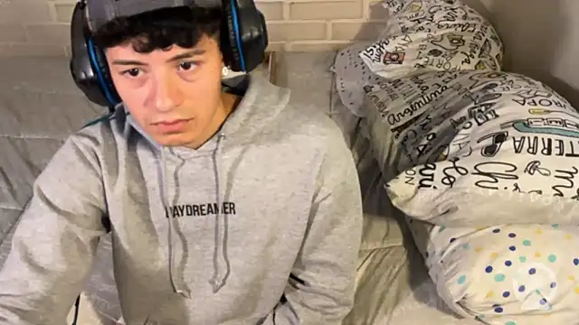 feeelipe2007 online show from 02.15.26