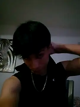 LUISSLEONN0958 online show from 11.25.25