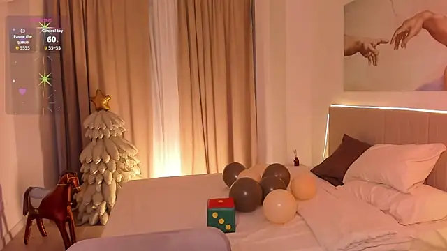 Snapshot of Lisa_Blossom chatting on 12.18.25 Lisa Blossom online show from 12.18.25