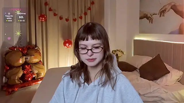 Snapshot of Lisa_Blossom chatting on 02.19.26 Lisa Blossom online show from 02.19.26