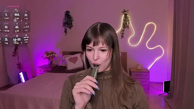 Lisa Blossom online show from 03.27.26