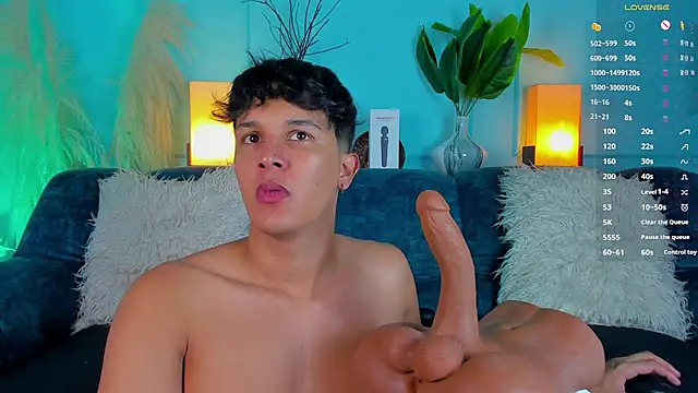 Leo Savage  online show from 02.17.26