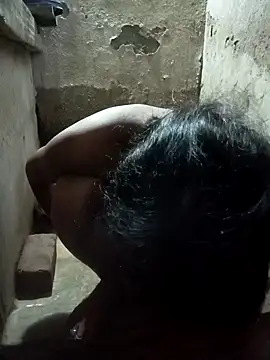 Snapshot of SEXY-MAHI4 chatting on 10.11.25 SEXY-MAHI4 online show from 10.11.25