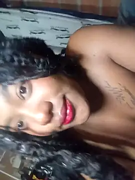 Snapshot of Nahomi_Rivera chatting on 11.12.25 Nahomi Rivera online show from 11.12.25