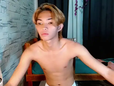 addicted to alex online show from 02.18.26