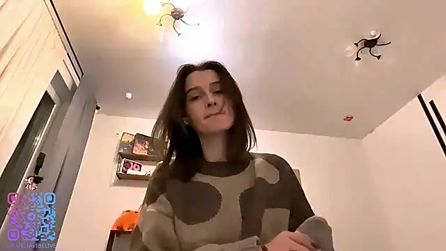 Snapshot of DarlineBrustera chatting on 11.05.25 DarlineBrustera online show from 11.05.25