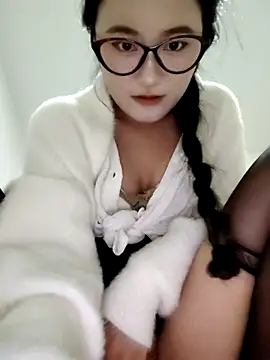 CCAV217 online show from 11.19.25