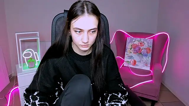 olivianorton online show from 11.16.25