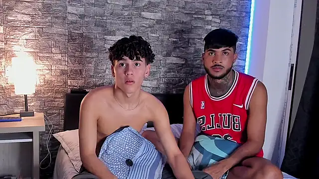 Snapshot of Theimperialboys_ chatting on 11.03.25 Theimperialboys online show from 11.03.25