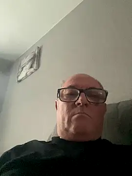 Snapshot of naughtygrandad1 chatting on 10.01.25 naughtygrandad1 online show from 10.01.25