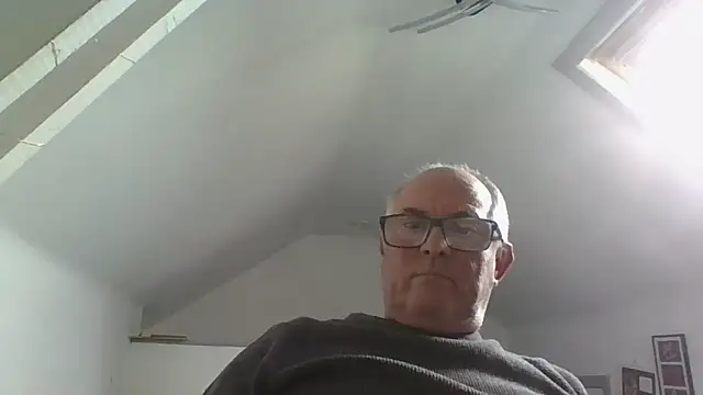 Snapshot of naughtygrandad1 chatting on 10.08.25 naughtygrandad1 online show from 10.08.25