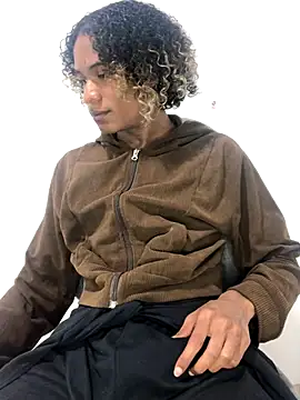 Noah Miller7 online show from 09.23.25