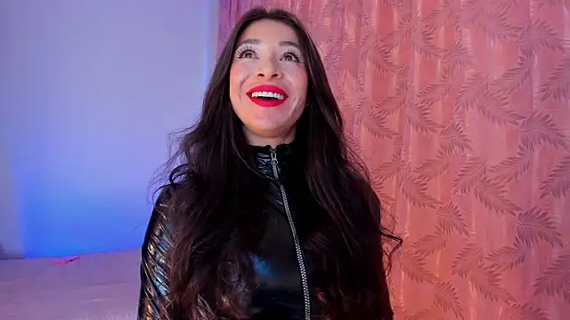 Snapshot of riley_bensongh chatting on 11.13.25 riley bensongh online show from 11.13.25