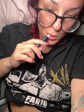 OliviaaFischer online show from 10.14.25