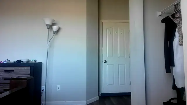 Marlowlovee online show from 10.24.25