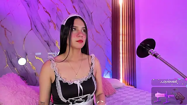 Emmiicute online show from 11.06.25