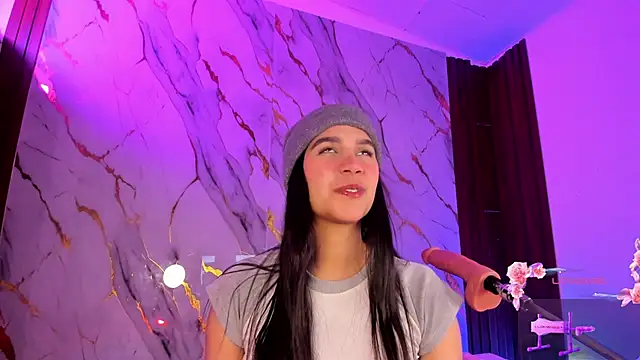 Snapshot of Emmiicute chatting on 02.07.26 Emmiicute online show from 02.07.26