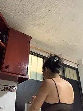 Snapshot of miaftmax chatting on 11.16.25 miaftmax online show from 11.16.25