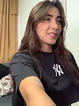 Snapshot of miaftmax chatting on 11.29.25 miaftmax online show from 11.29.25