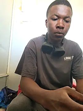 sweetdickboy2 online show from 03.26.26