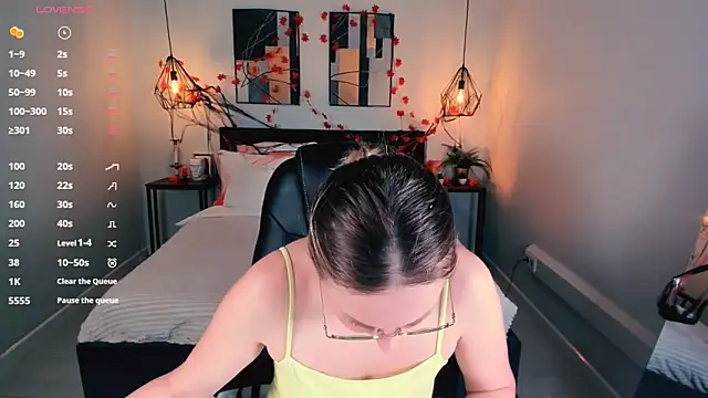 Lexi terele online show from 10.30.25