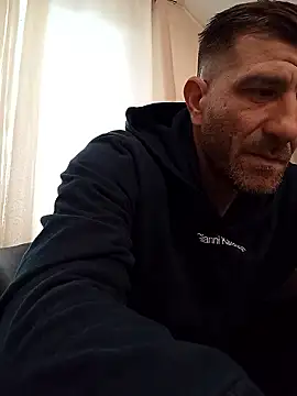 Snapshot of Alexdaniel89 chatting on 01.13.26 Alexdaniel89 online show from 01.13.26