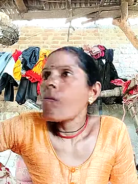 Snapshot of Suhana_pandit chatting on 09.10.25 Suhana pandit online show from 09.10.25