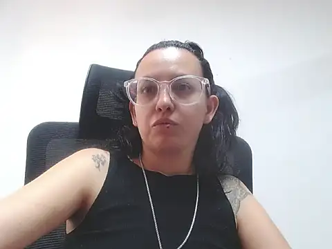 Snapshot of dalila_macherano1 chatting on 09.26.25 dalila macherano1 online show from 09.26.25