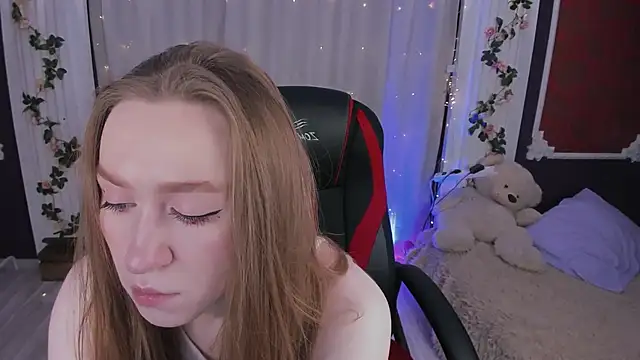 Snapshot of -Seava chatting on 11.09.25 -Seava online show from 11.09.25