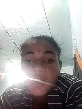 Snapshot of PoojaPleasure chatting on 11.06.25 PoojaPleasure online show from 11.06.25